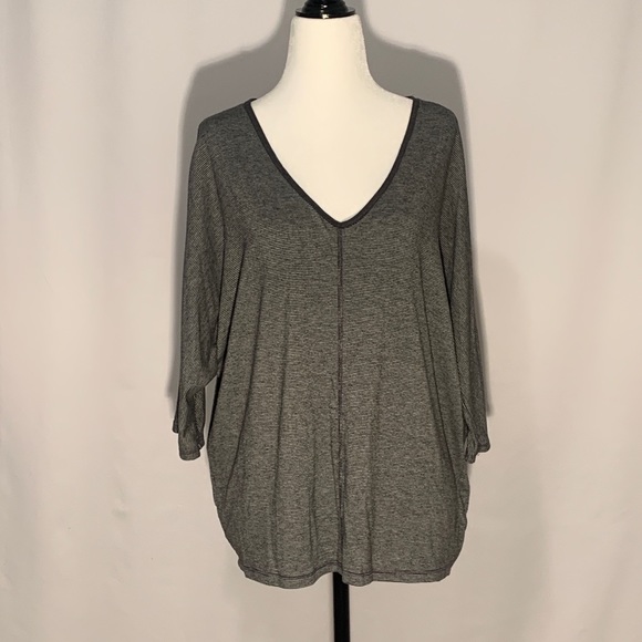 Tahari Size L - Picture 3 of 8